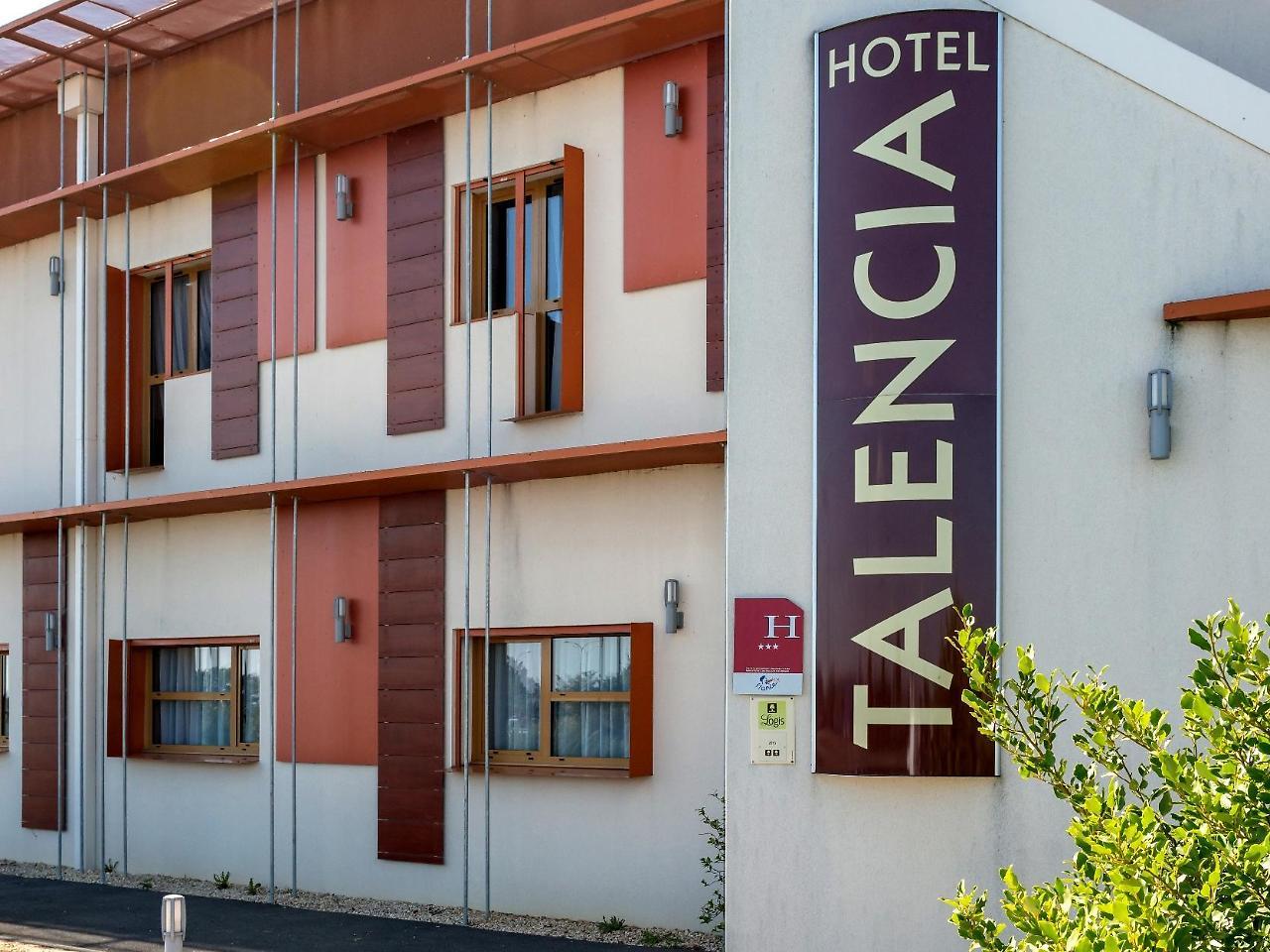 Hotel Talencia Thouars Exterior foto