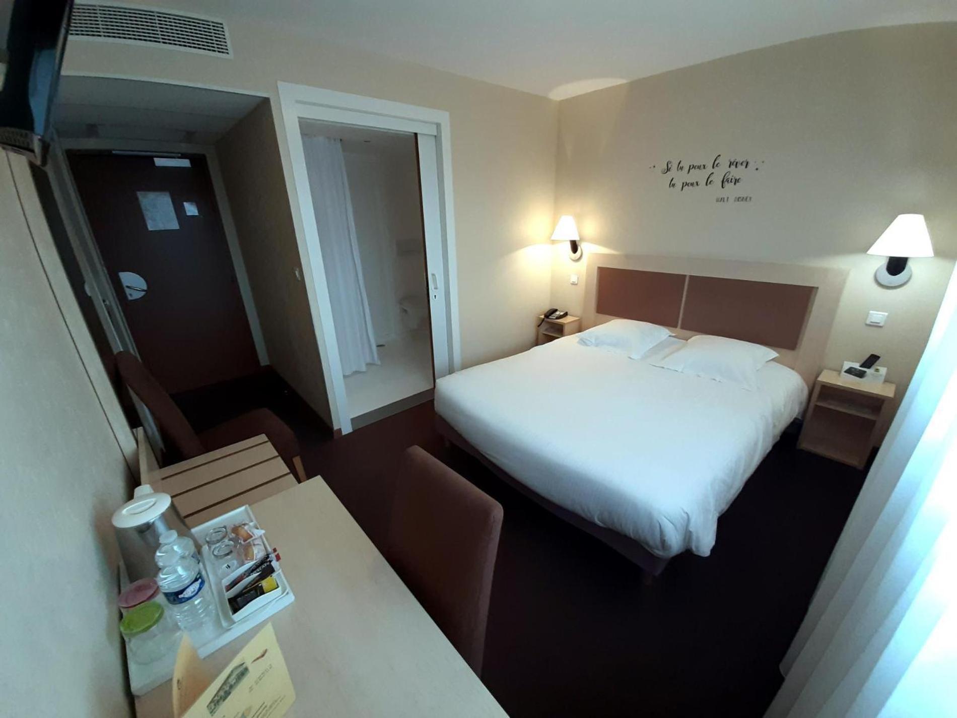Hotel Talencia Thouars Exterior foto