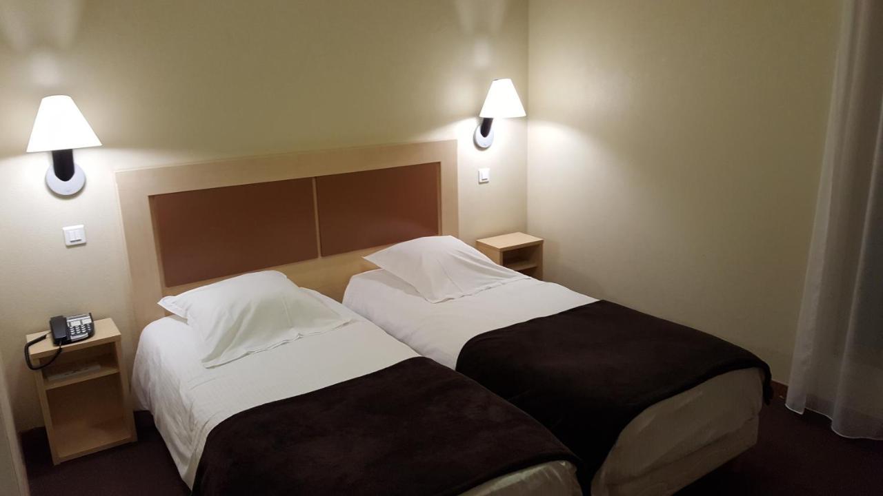 Hotel Talencia Thouars Exterior foto